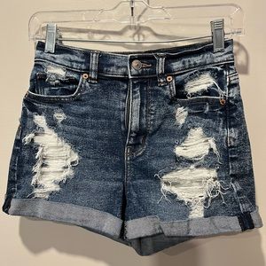 American Eagle Mom jean shorts size 0